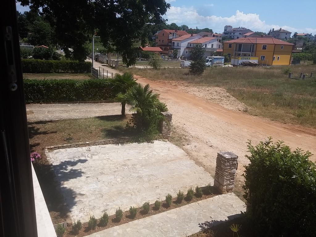 Alma Apartment Poreč Exterior foto